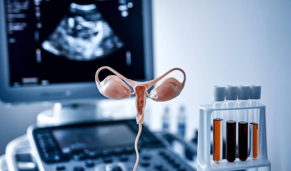 Illustration showing diagnostic methods for detecting ectopic pregnancy, including ultrasound and blood tests.